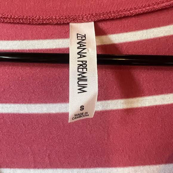 Zenana long sleeve tunic - Picture 3 of 3